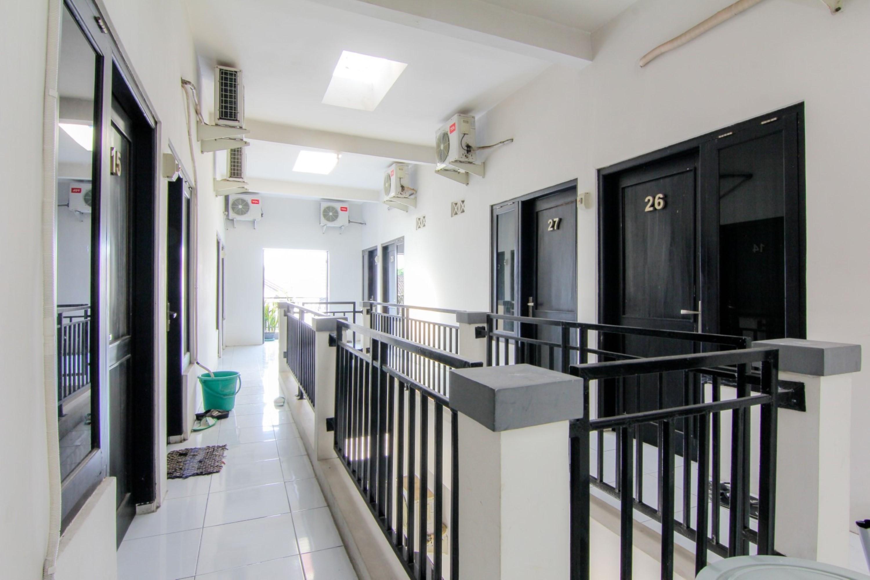 Jj House Wahid Hasyim Hotel Maguwo Exterior foto